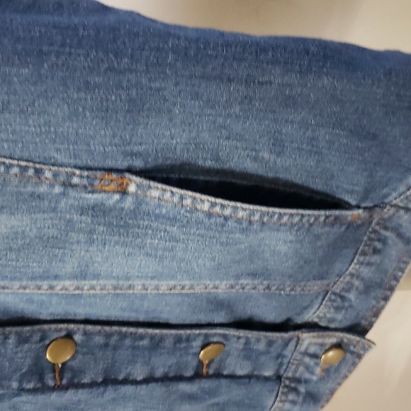 F21 Denim Vest - Picture 4 of 7